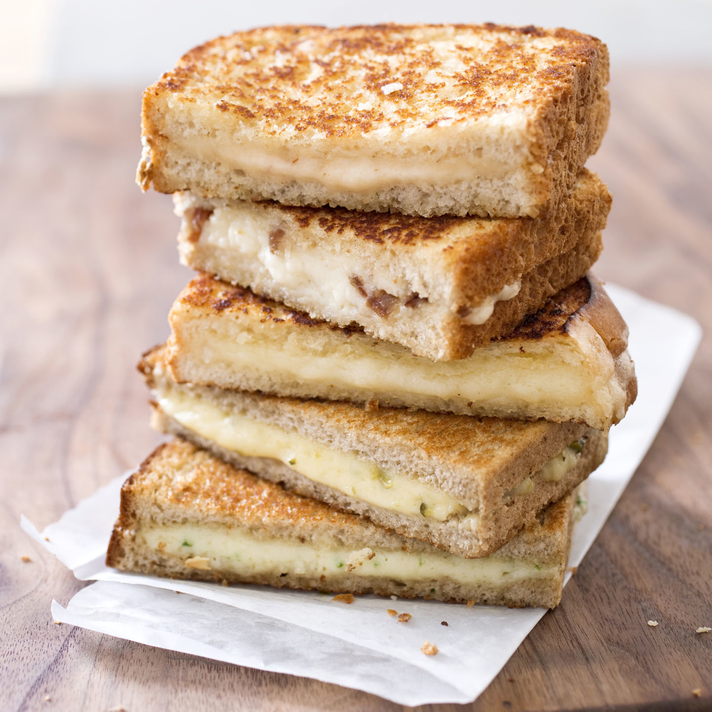 Food Column ATK Grown Up Grilled Cheese with Cheddar and Shallot